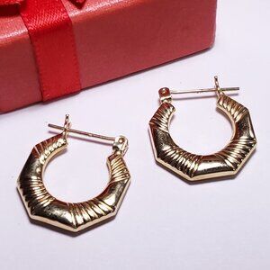 Estate 11/16" diameter Polished & grooved section 14Kt Y/Gold Hoop Earrings23162